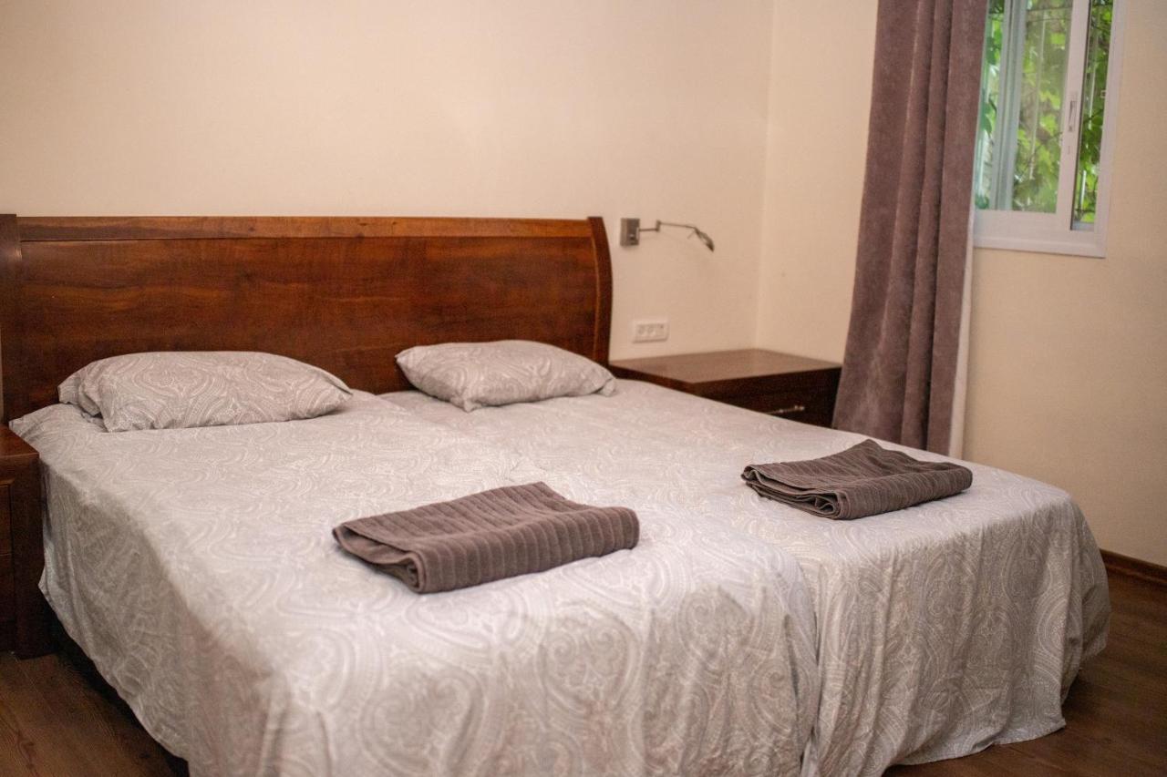 Spacious By The Orient Hotel - 4 Bdr Apartment Jerusalem Exterior foto