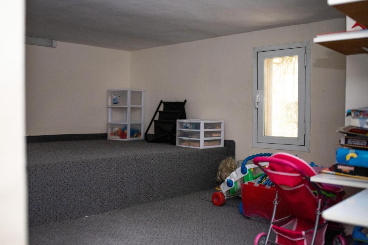 Spacious By The Orient Hotel - 4 Bdr Apartment Jerusalem Exterior foto